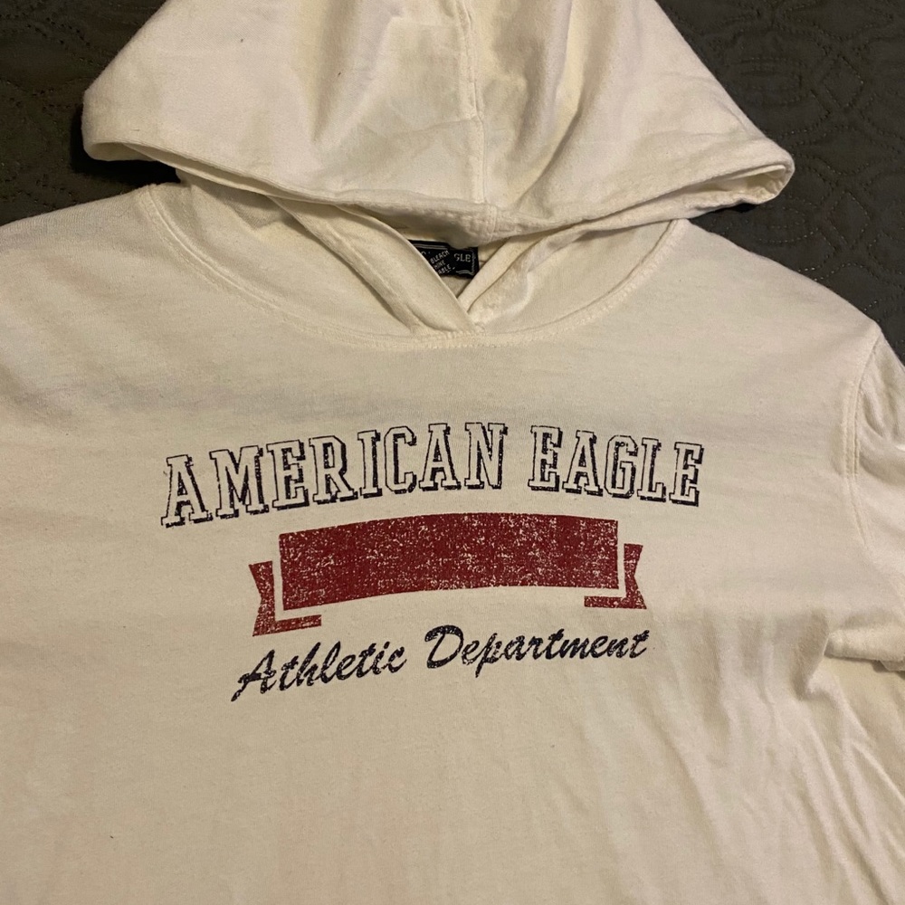 American eagle long sleeve with hood